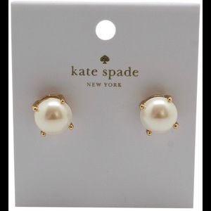 KS NEW YORK CLASSIC CREAM IVORY GOLD PEARL STUDS